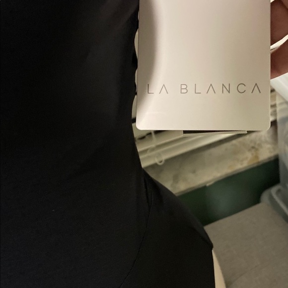 LA BLANCA macrame front halter swimwear - Picture 11 of 15